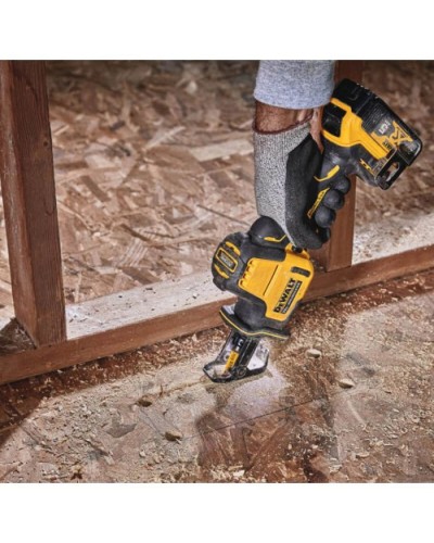 Шабельна пила DeWALT 18В XR Li-lon, 0 – 2800 хід/хв, 1.43 кг, TSTAK (без АКБ та ЗП) (DCS369NT)