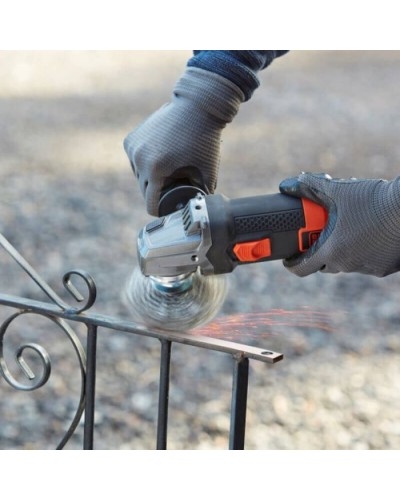 Шліфувальна машина Black&Decker BEG220