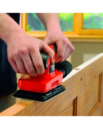 Шліфувальна машина Black&Decker KA320EKA