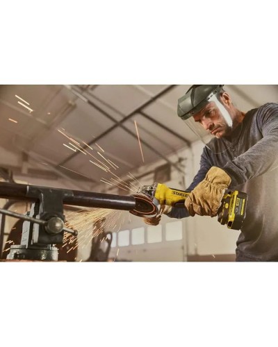 Шліфувальна машина Stanley FatMax, Li-Ion 18V, 9000 об/хв, d=125 мм, 2.66кг (без АКБ та ЗП) (SFMCG700B)