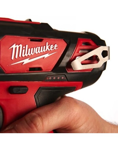 Шуруповерт Milwaukee M12 BDD-202C, 30 Нм (4933441915)