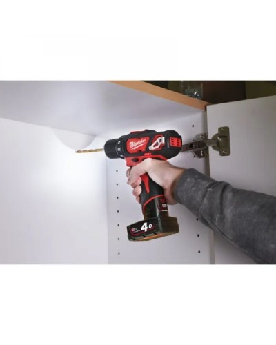 Шуруповерт Milwaukee M12 BDD-202C, 30 Нм (4933441915)
