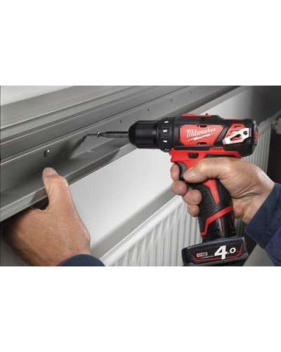 Шуруповерт Milwaukee M12 BDD-202C, 30 Нм (4933441915)