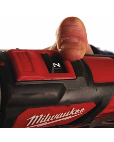 Шуруповерт Milwaukee M12 BPD-0, 30Нм (без АКБ та ЗП) (4933441950)