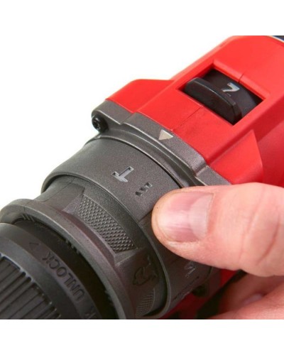 Шуруповерт Milwaukee M12 FPDXKIT-202X, 44Нм, 2x2Аг, 2 насадки, кейс (4933464138)