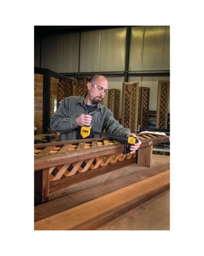 Струбцина DeWALT "XL" тригерна (швидкозатискна), 600 мм, тиск 270 кг. (DWHT0-83186)