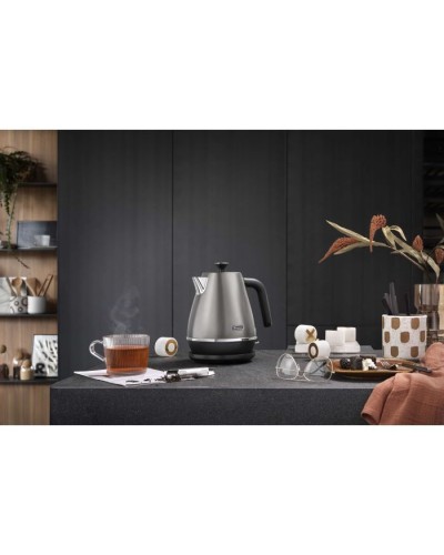 Електрочайник DeLonghi KBIN 2001 TB