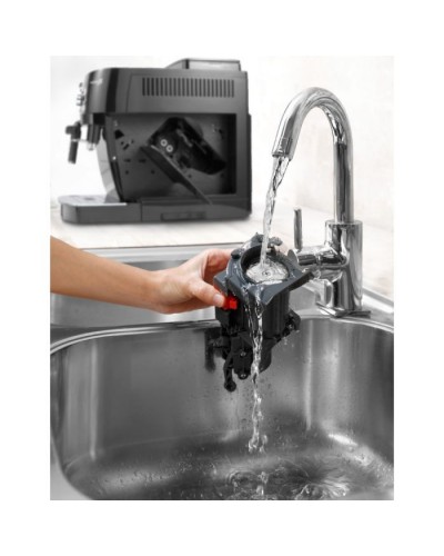 Кавомашина DeLonghi ECAM 22.112 B