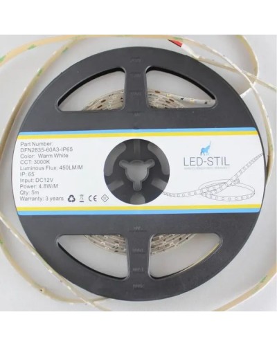Світлодіодна стрічка LED-STIL 3000K 4,8 Вт/м 2835 60 діодів IP65 12 Вольт 400 lm (DFN2835-60A3-IP65)